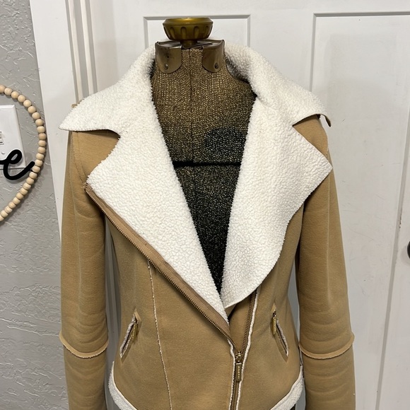 MICHAEL MICHAEL KORS SHERPA LINED MOTO STYLE JACKET SMALL - Picture 8 of 16